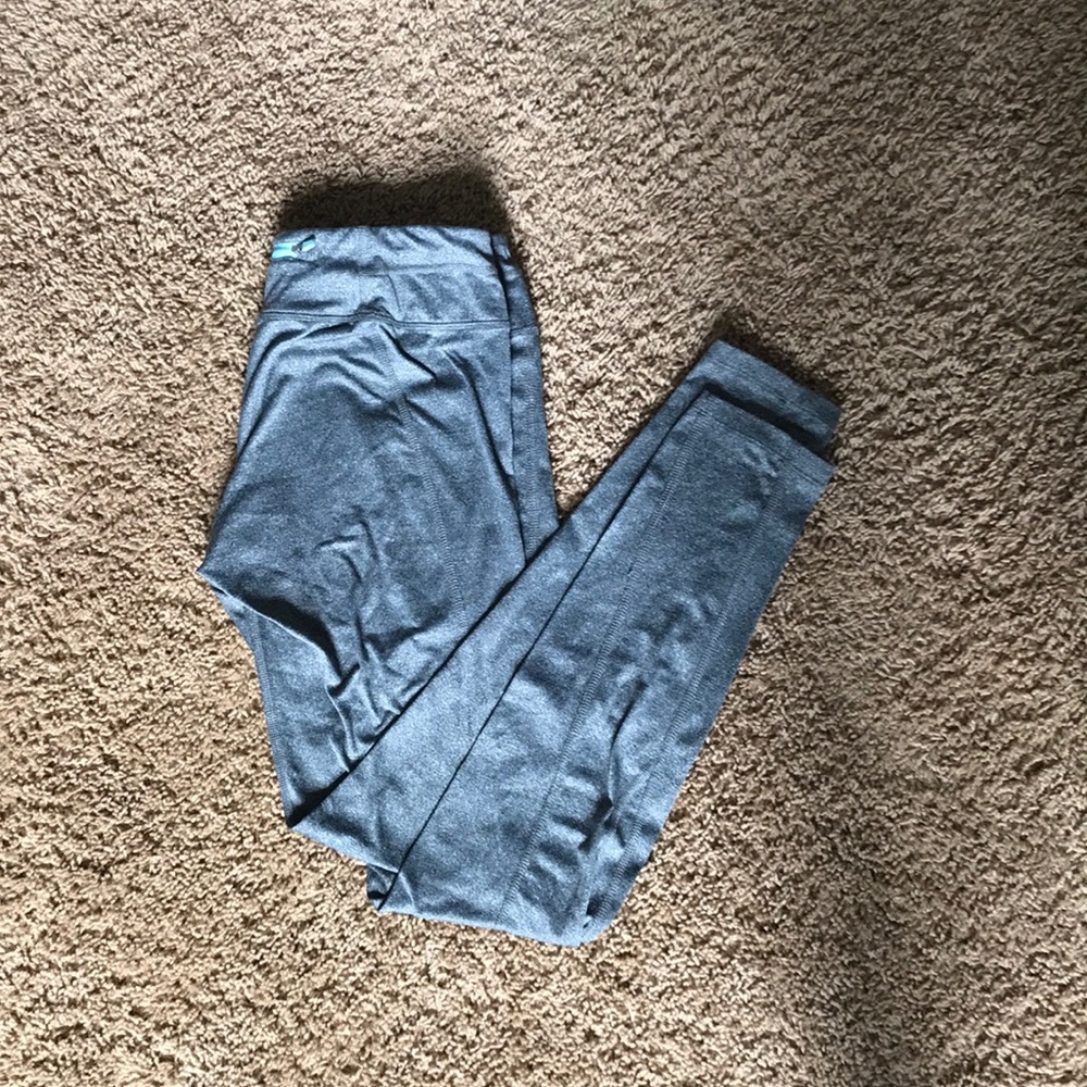 Gray Layer 8 Leggings